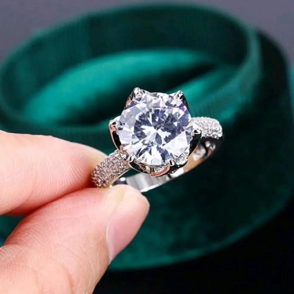 Stunning 925 Sterling silver diamond  wedding ring sz 6